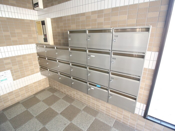 物件外観写真6　(建物設備)