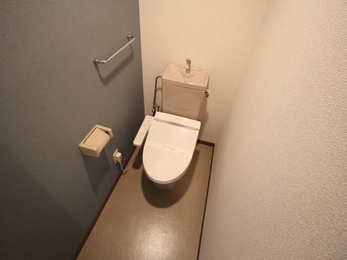 物件内観写真11　(トイレ)