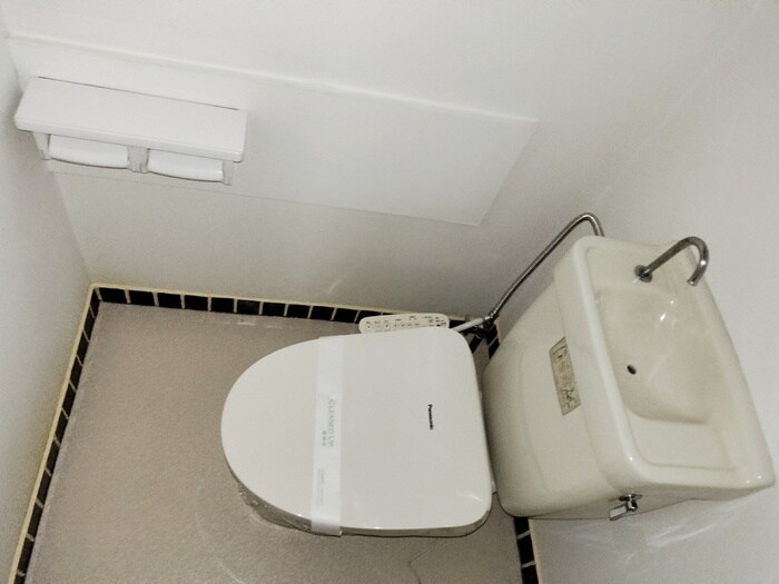 物件内観写真10　(トイレ)