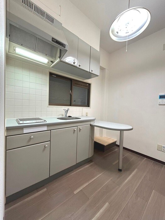 物件内観写真8　(キッチン)