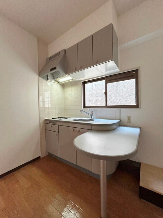 物件内観写真8　(キッチン)