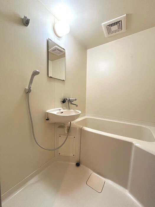 物件内観写真9　(バス／シャワールーム等)