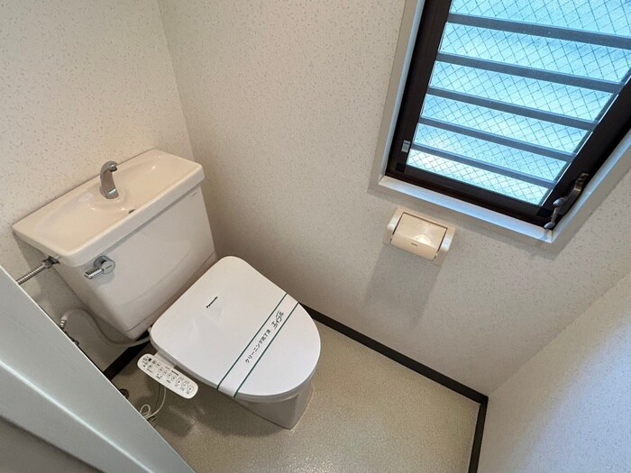 物件内観写真10　(トイレ)