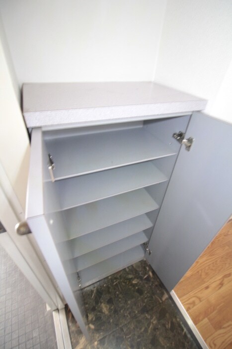 物件内観写真11　(靴箱)