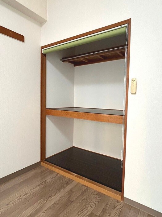 物件内観写真13　(収納)