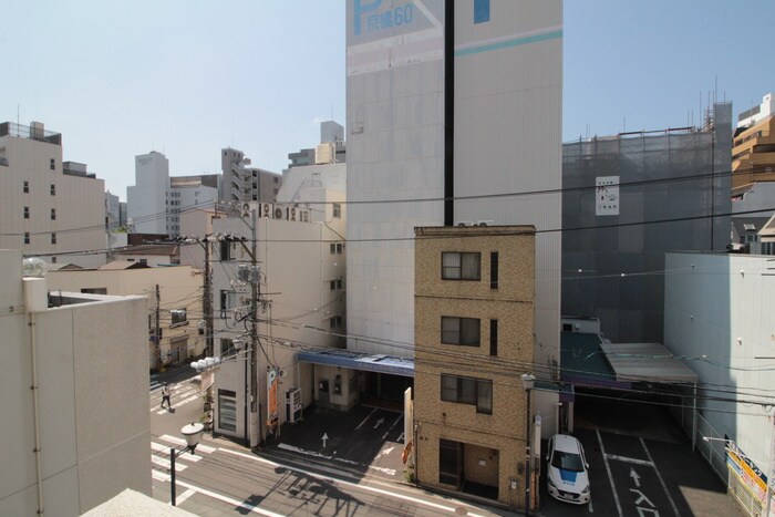 物件内観写真15　(室内からの展望)