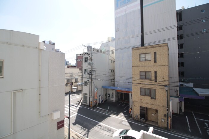 物件内観写真16　(室内からの展望)