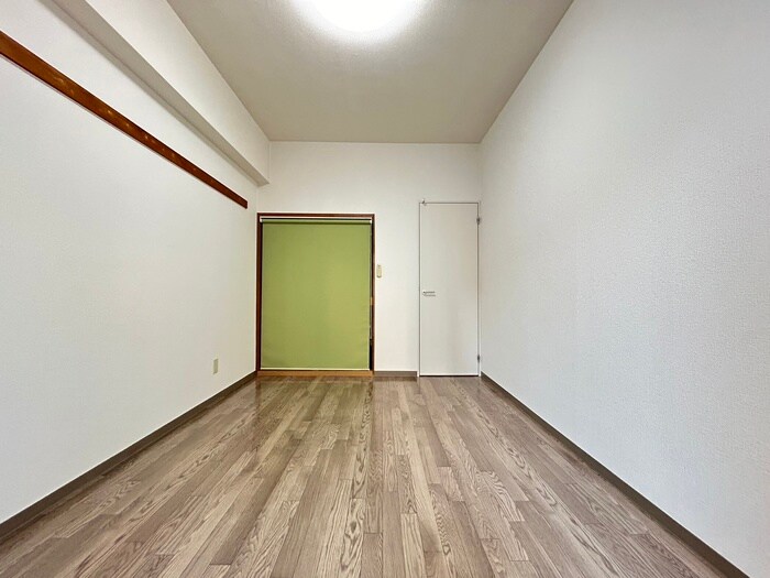 物件内観写真18　(居室)