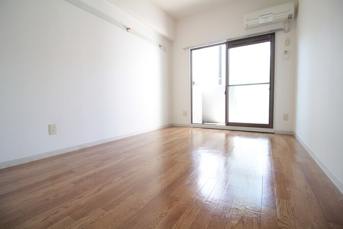 物件内観写真18　(居室)