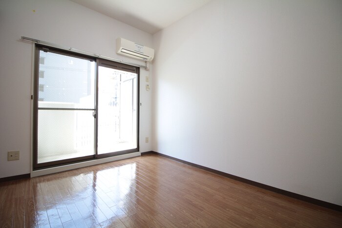 物件内観写真19　(居室)