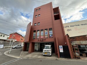 グラシアニ外観写真