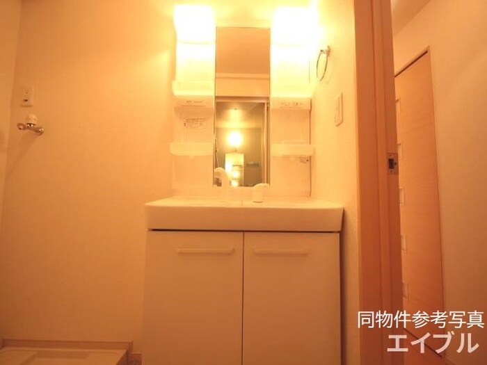 物件内観写真10　(洗面)