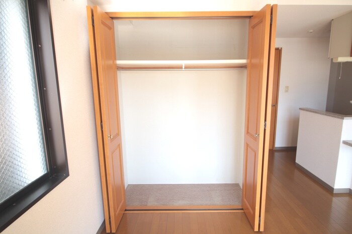 物件内観写真8　(収納)