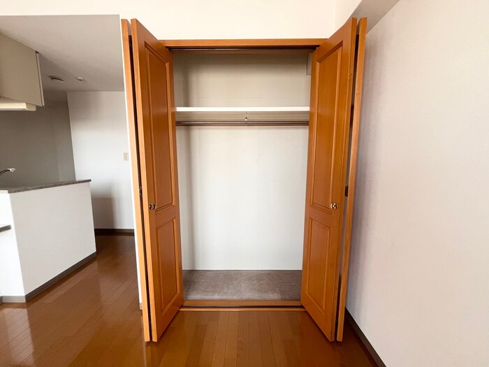 物件内観写真10　(収納)