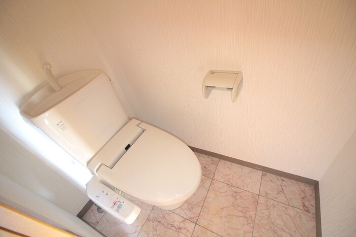 物件内観写真12　(トイレ)