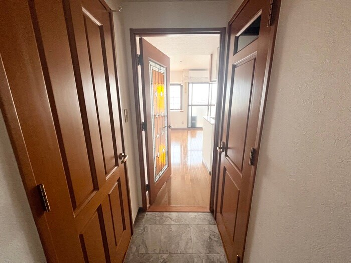 物件内観写真17　(廊下)