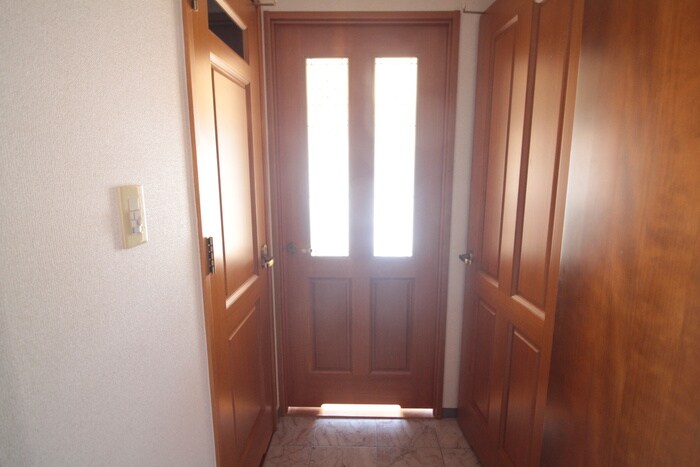 物件内観写真19　(廊下)