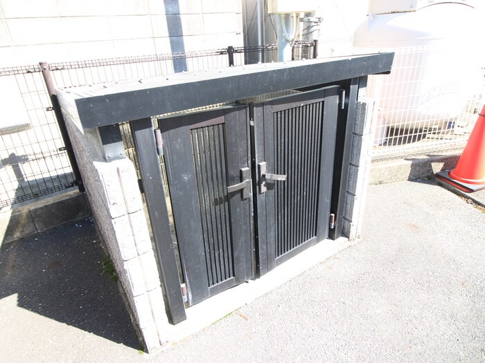 物件外観写真6　(建物設備)