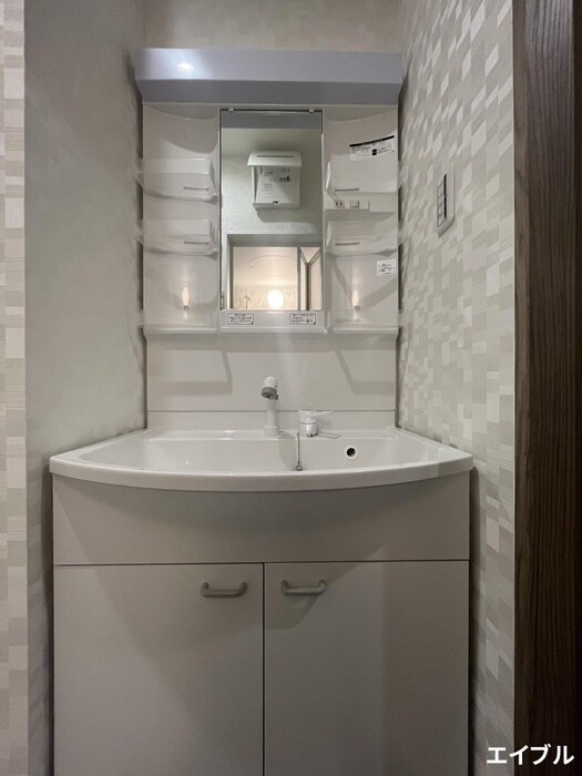 物件内観写真8　(洗面)