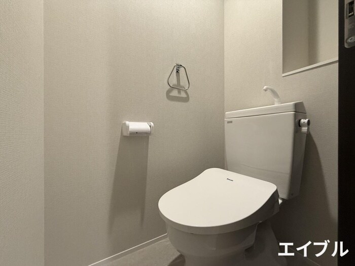 物件内観写真8　(トイレ)