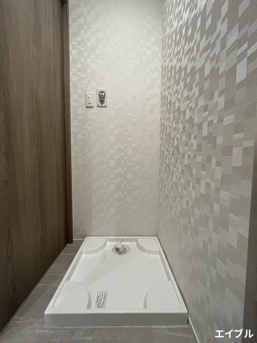 物件内観写真11　(洗濯機置場)