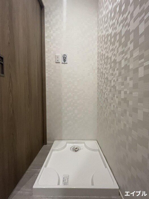 物件内観写真11　(洗濯機置場)