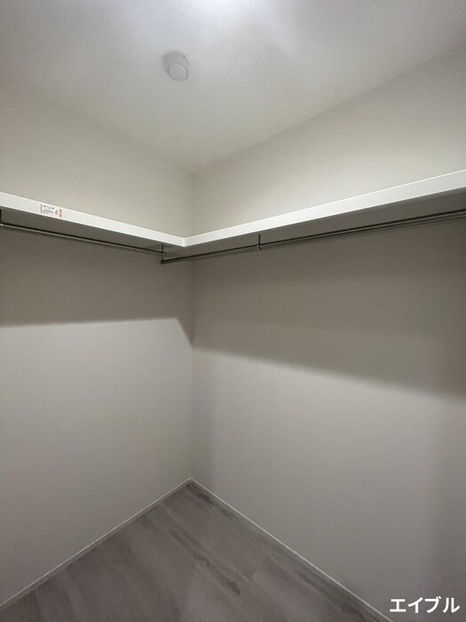 物件内観写真12　(収納)
