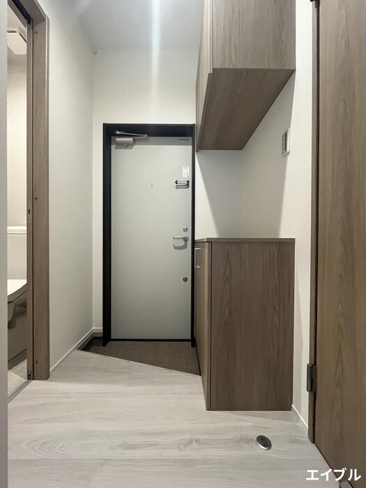 物件内観写真12　(玄関)