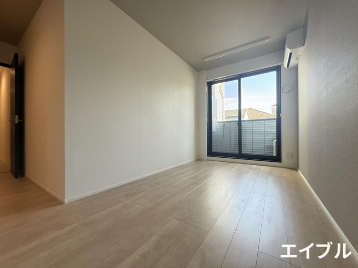 物件内観写真13　(居室)