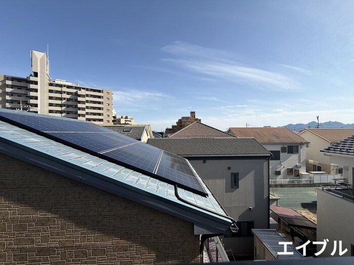 物件内観写真18　(室内からの展望)