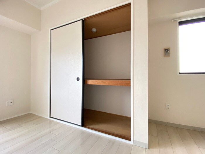 物件内観写真11　(収納)