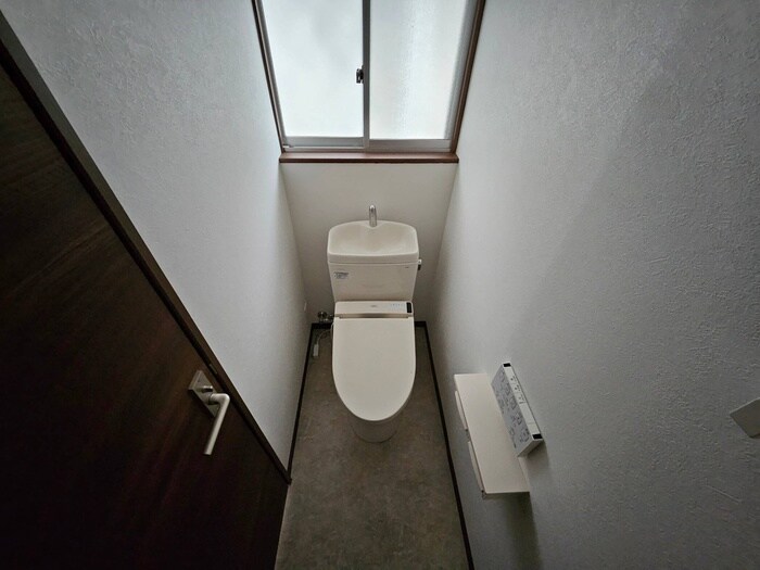 物件内観写真10　(トイレ)