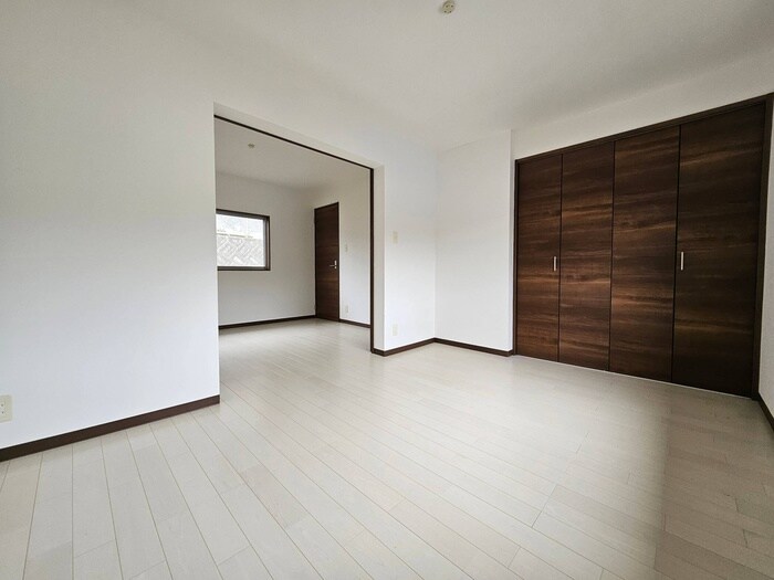 物件内観写真18　(居室)