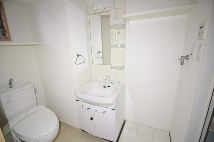 物件内観写真11　(洗面)