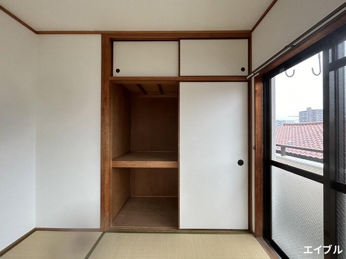 物件内観写真15　(収納)