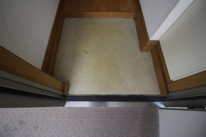 物件内観写真16　(玄関)