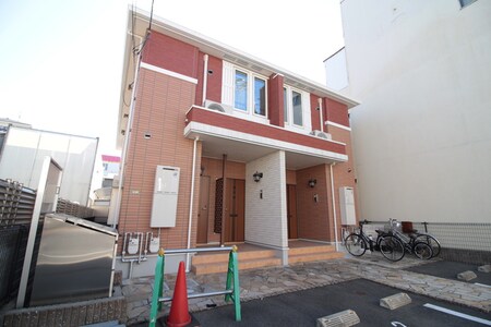 Ｃａｌｍｅ　千田外観写真