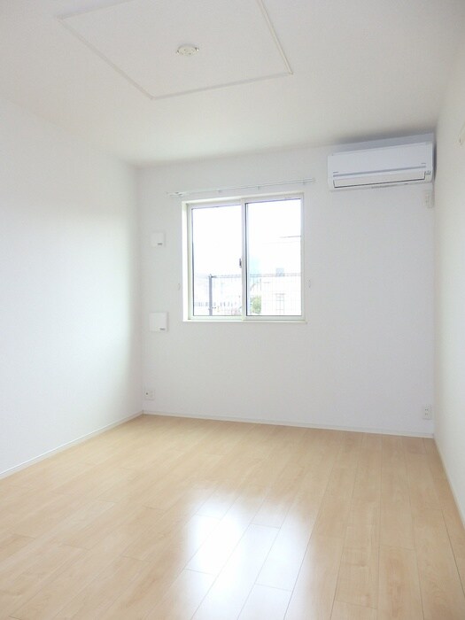 物件内観写真12　(居室)