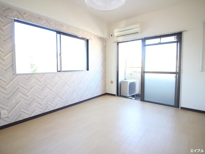 物件内観写真5　(居室)