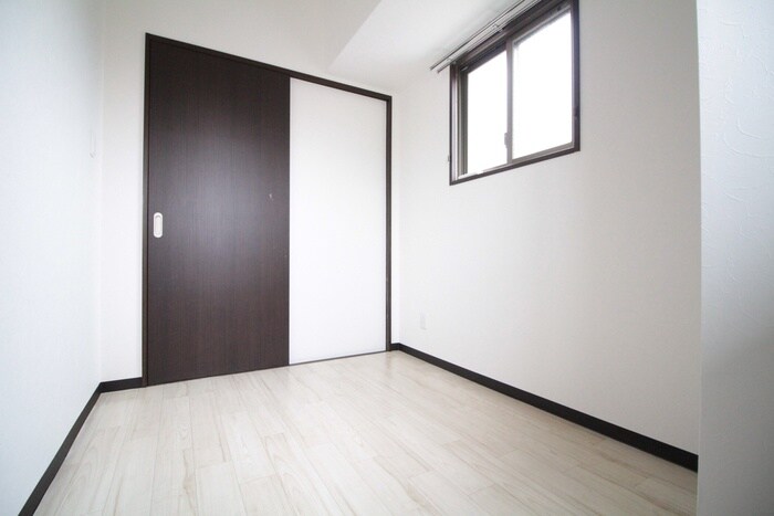 物件内観写真19　(居室)