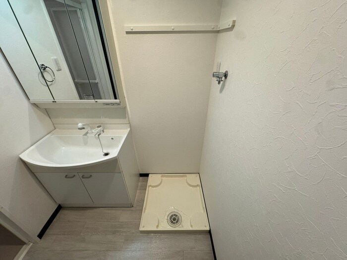 物件内観写真22　(洗濯機置場)