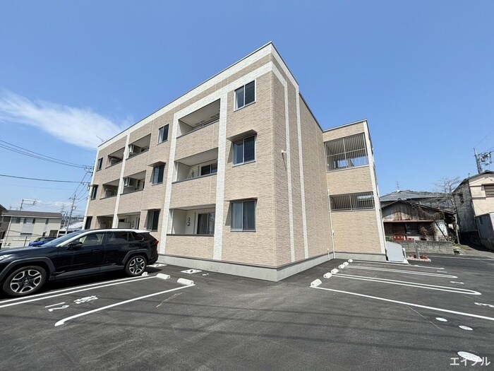 物件外観写真6　(外観写真)