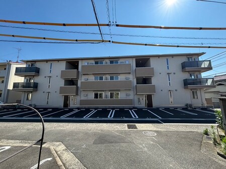 エレガンスパレス外観写真