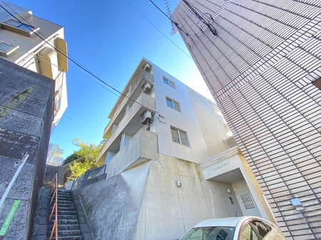 Ｃｈａｔｅａｕ－ＲＥＹ外観写真