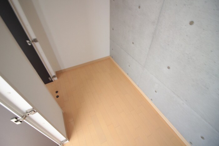 物件内観写真12　(収納)