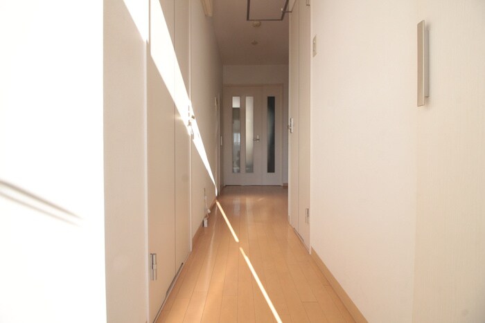物件内観写真19　(廊下)