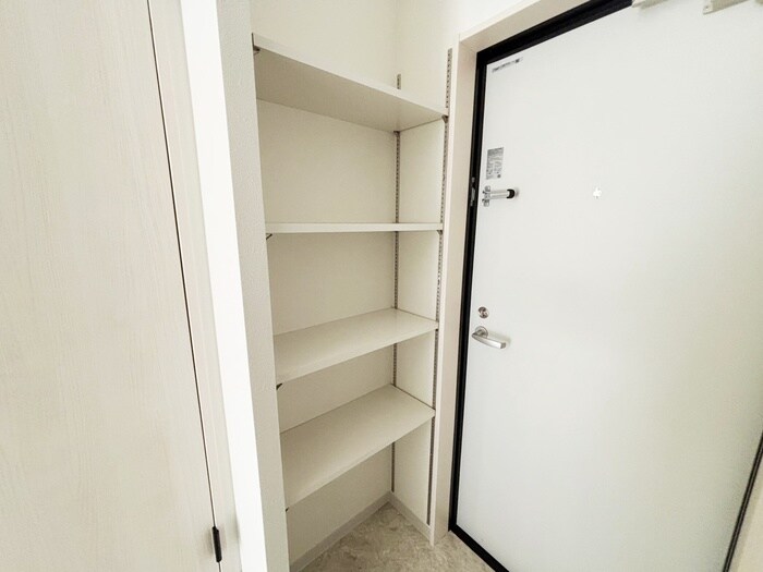 物件内観写真22　(靴箱)