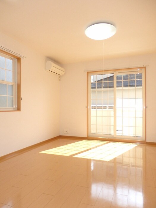 物件内観写真6　(居室)