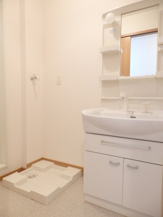 物件内観写真11　(洗面)