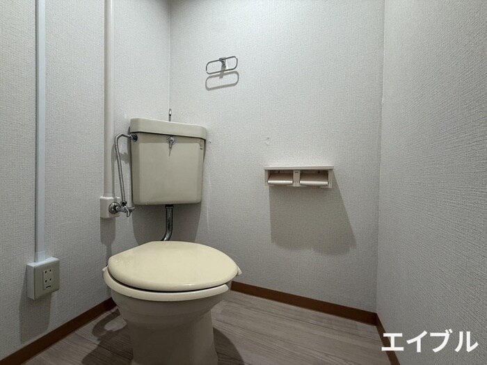 物件内観写真12　(トイレ)